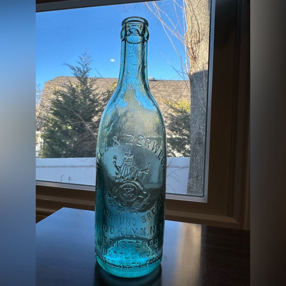 WELTZ & ZERWICK antique beer bottle